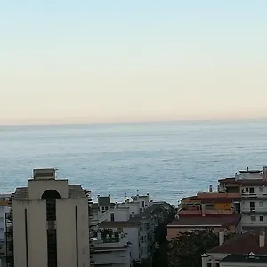 vistas-al-mar.hotelsinnerja.org/